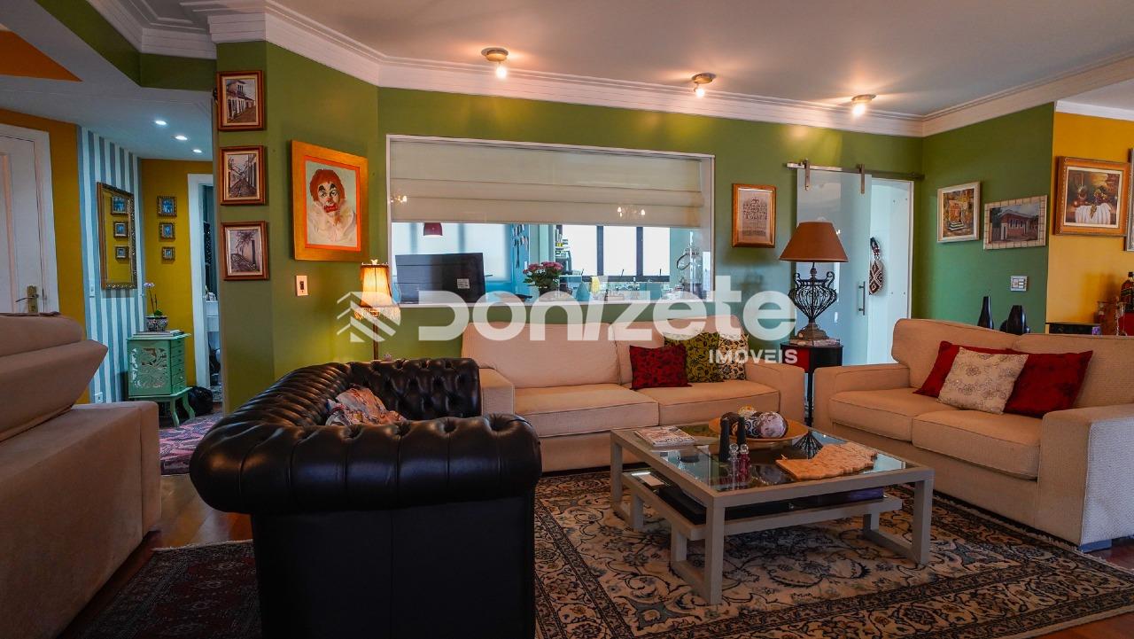 Apartamento à venda no Centro: 