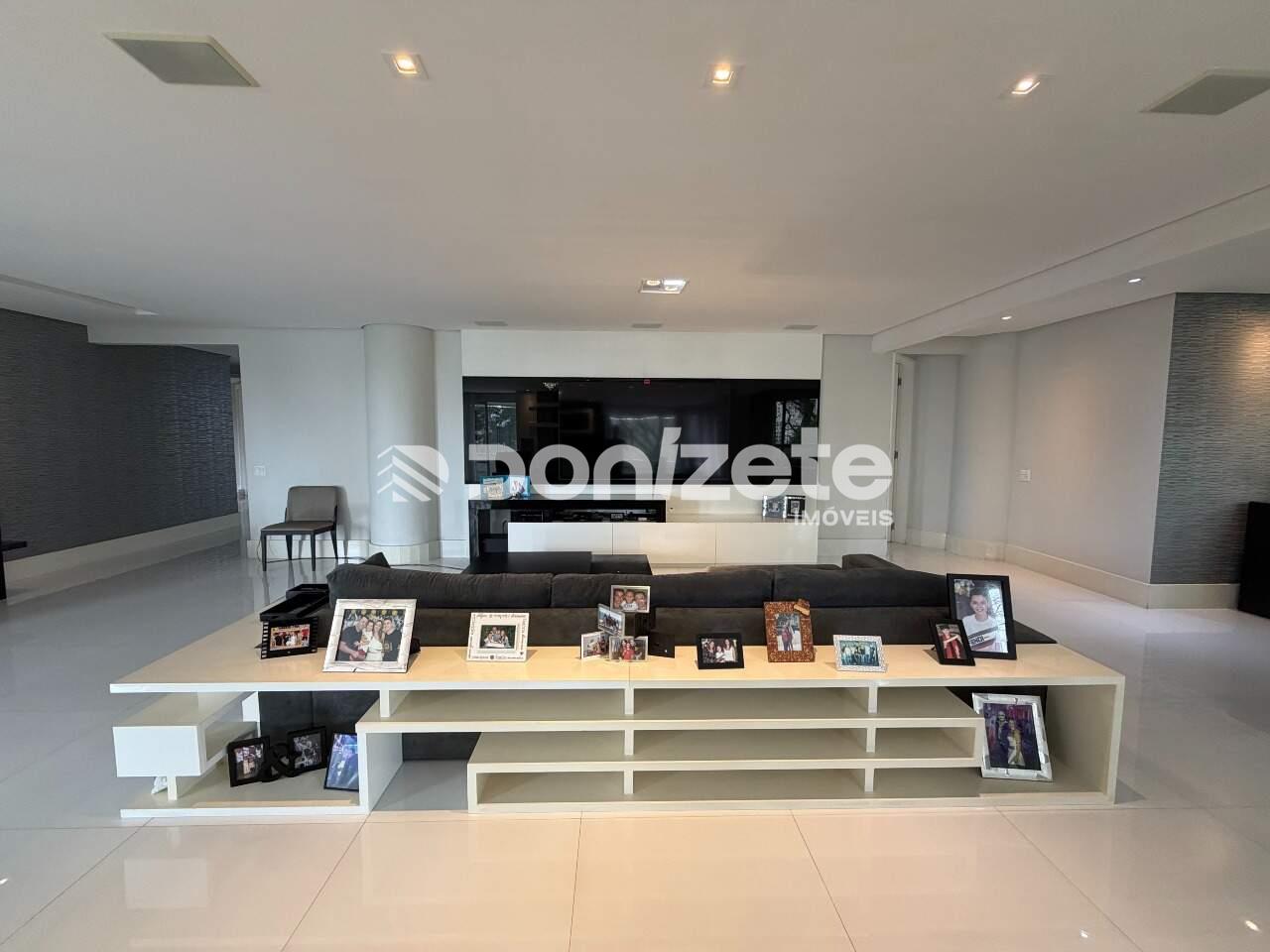 Apartamento à venda no Jardim: 