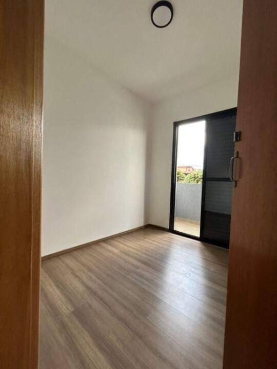 Apartamento à venda no Vila Scarpelli: 