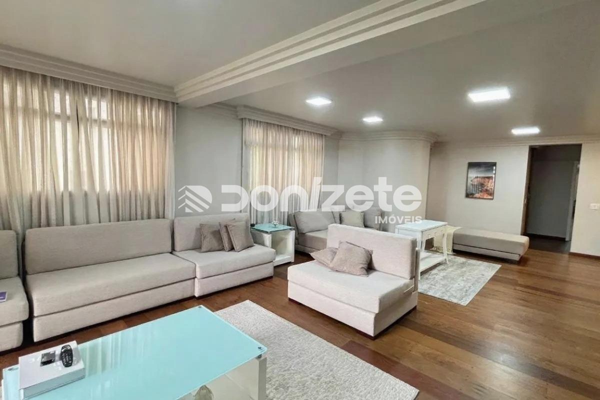 Apartamento à venda no Vila Bastos: 