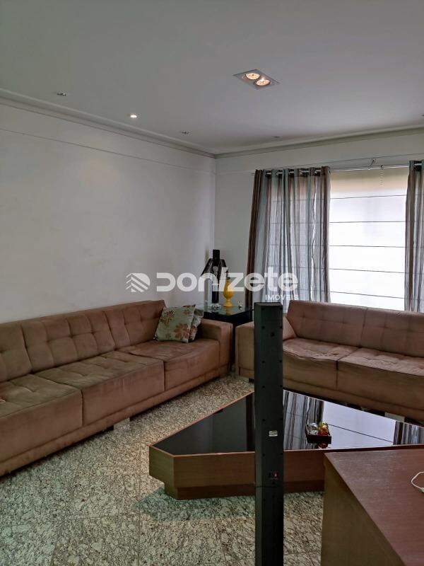 Casa à venda no Campestre: 