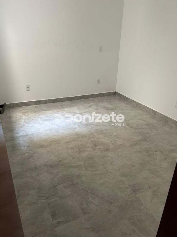 Casa à venda no Vila Vitória: 