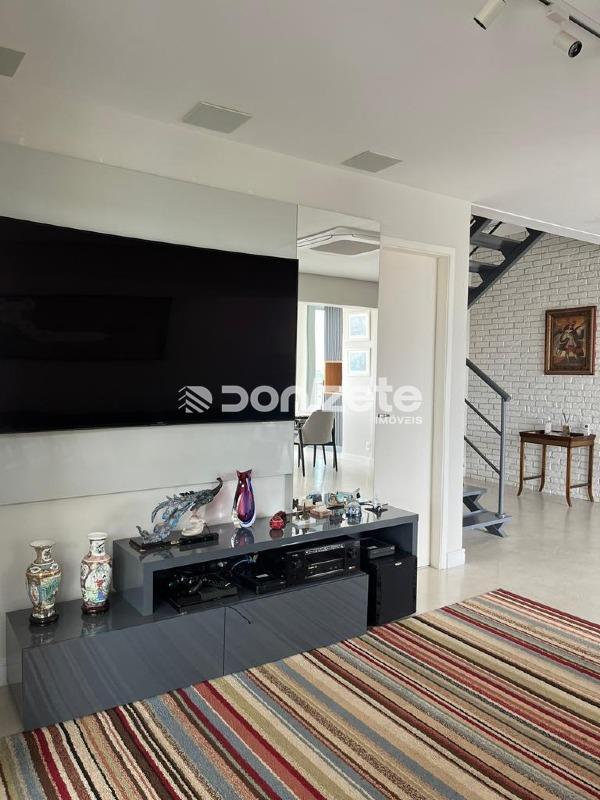 Cobertura à venda no Campestre: 