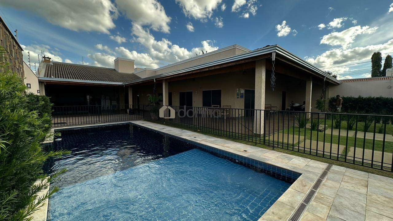 Casa à venda no Jardim Itália II: 
