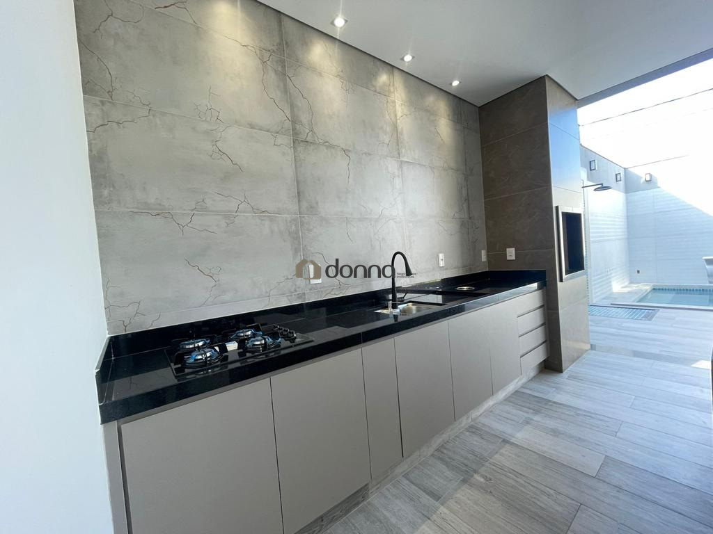 Casa à venda no Jardim do Lago: 