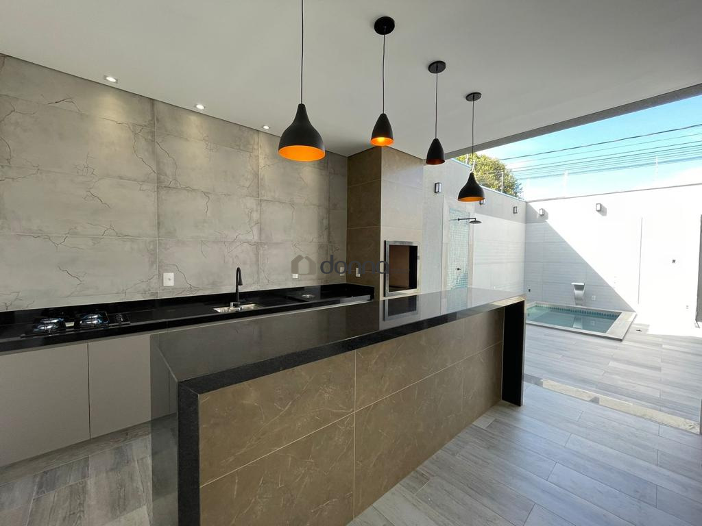 Casa à venda no Jardim do Lago: 