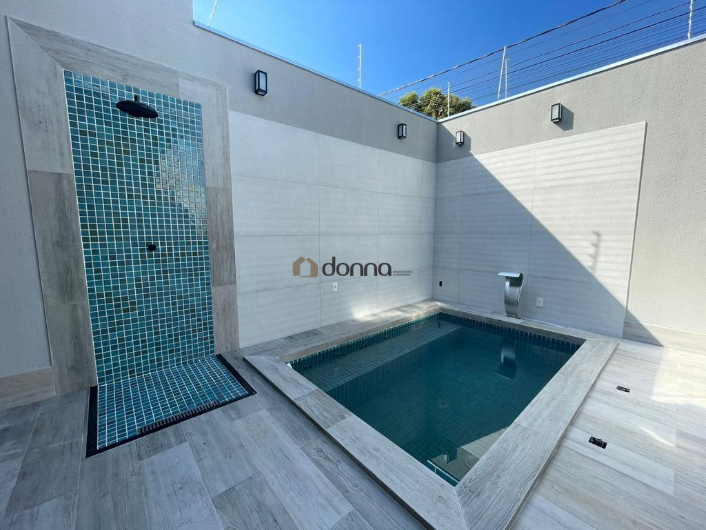 Casa à venda no Jardim do Lago: 