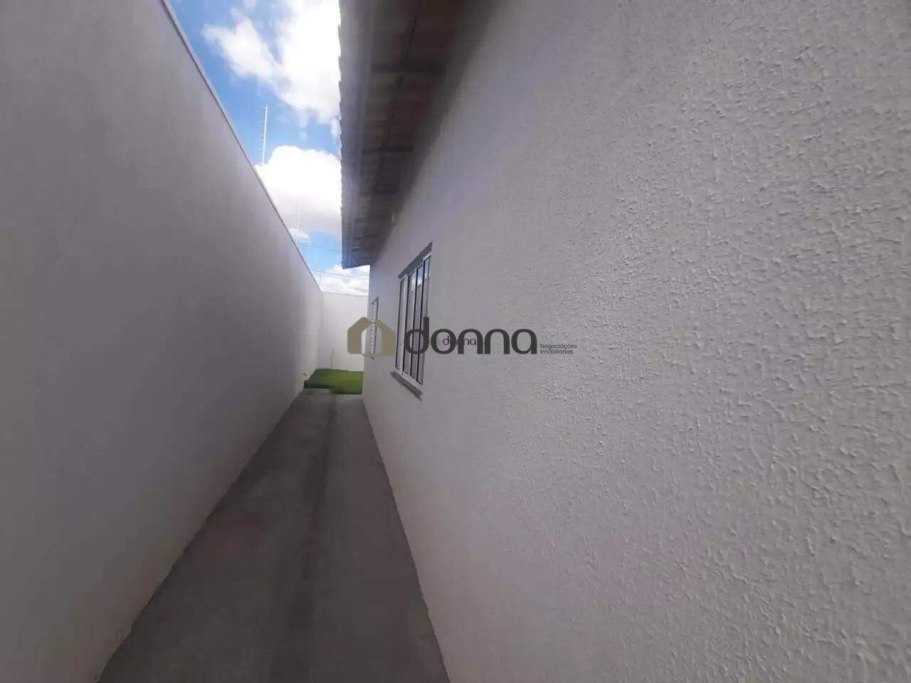 Casa à venda no Residencial Ilha de Marajó I: Corredor externo