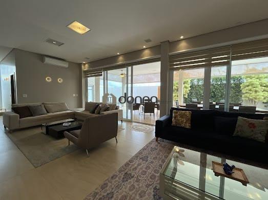 Sobrado à venda no Estância dos Ipês: 