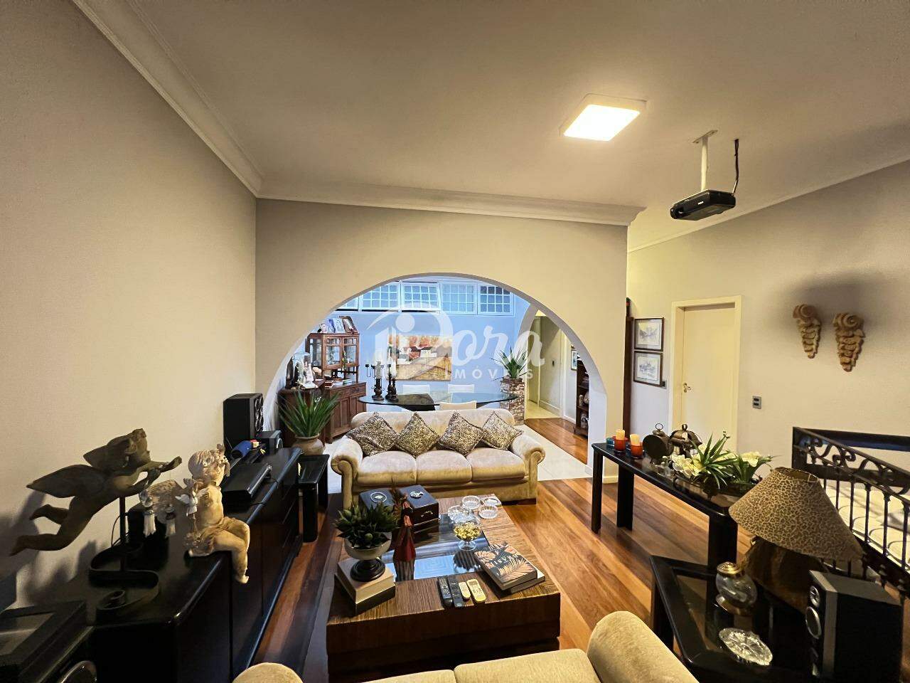 Casa para aluguel no Santa Maria: 