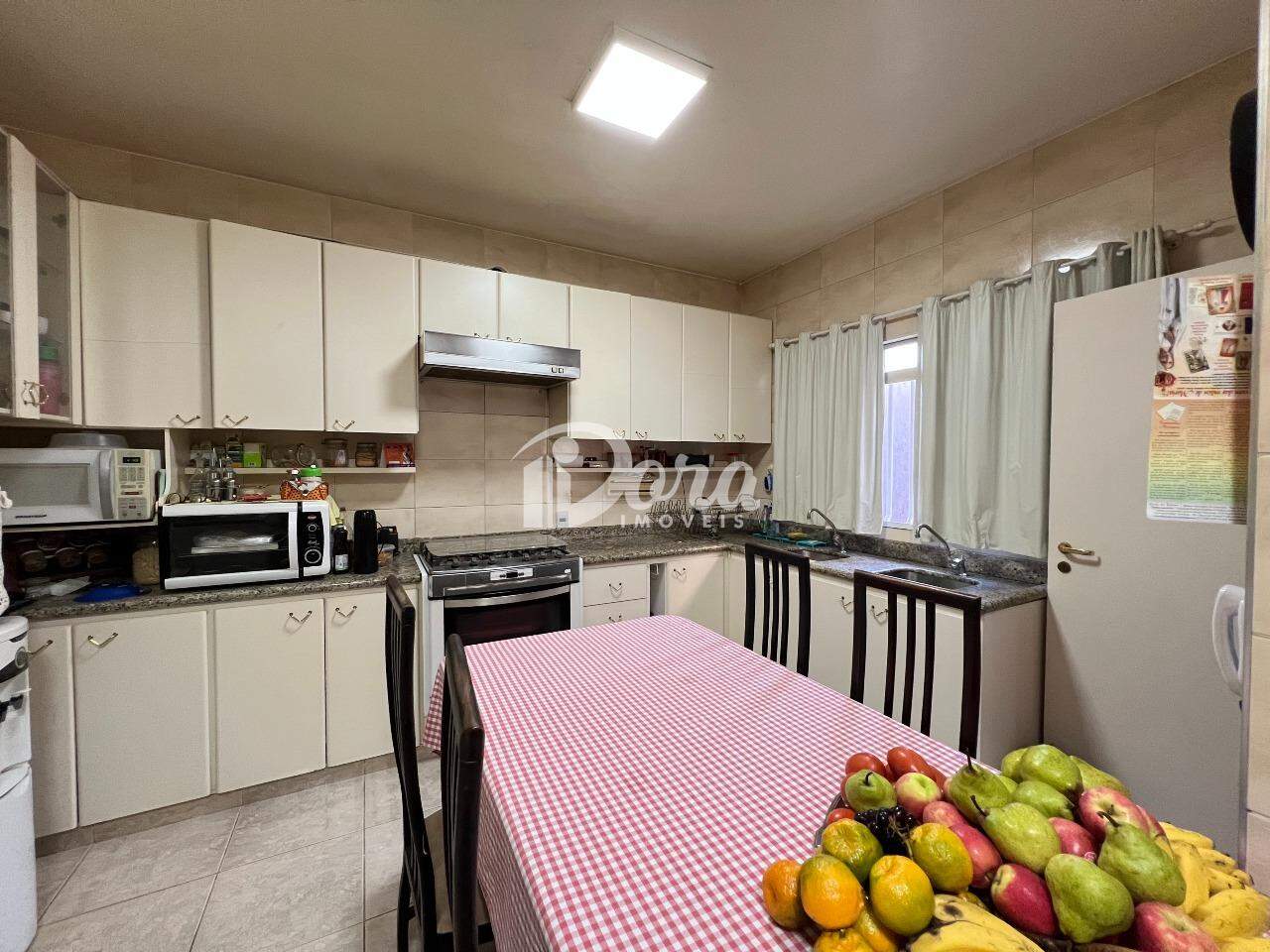 Casa para aluguel no Santa Maria: 