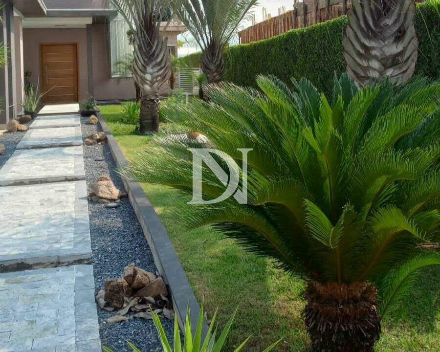 Casa em condomínio à venda no Terras de Monte Serrat: 