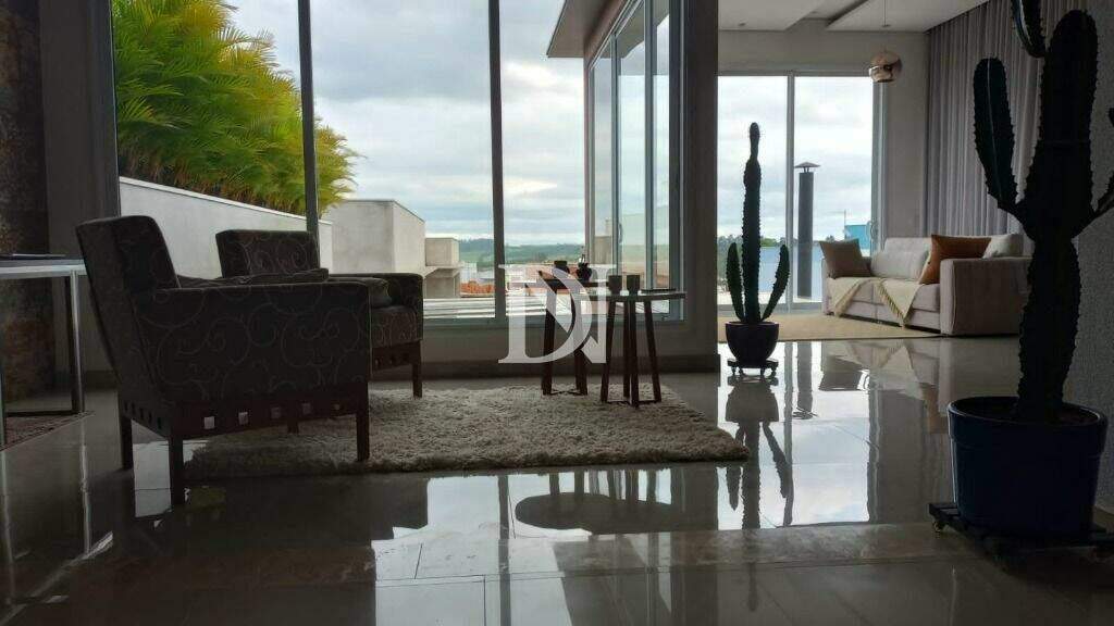 Casa em condomínio à venda no Terras de Monte Serrat: 