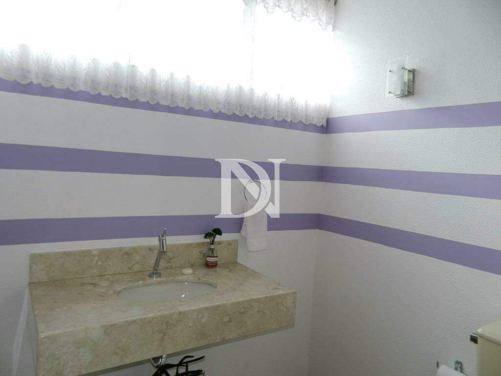 Casa em condomínio à venda no Residencial São José: 