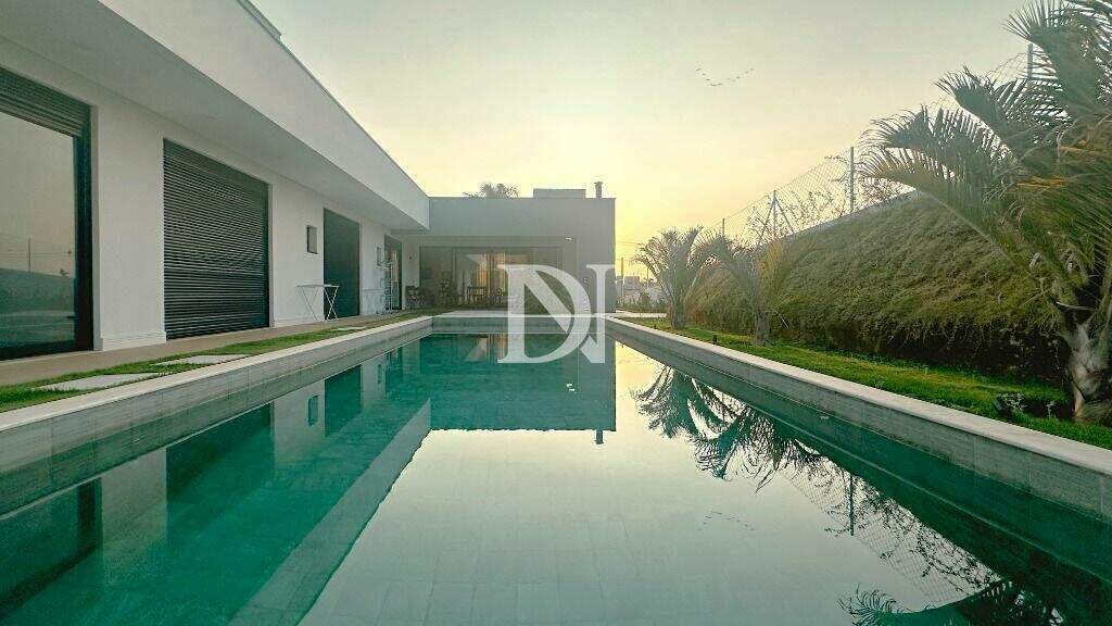 Casa em condomínio à venda no Kurumin: 