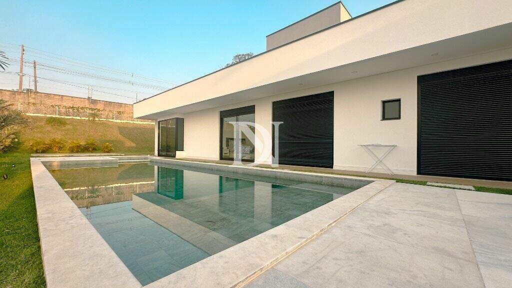 Casa em condomínio à venda no Kurumin: 