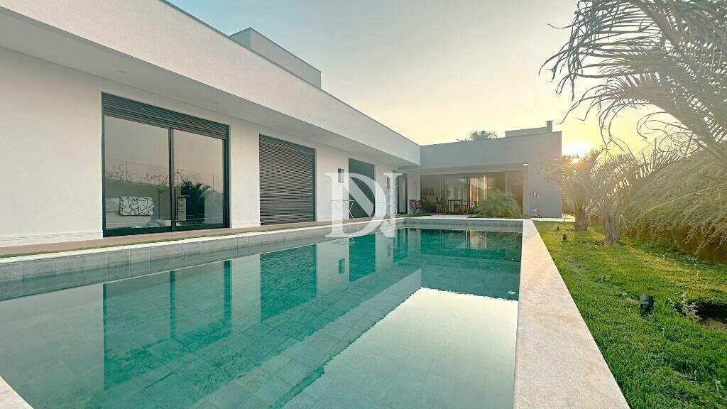 Casa em condomínio à venda no Kurumin: 