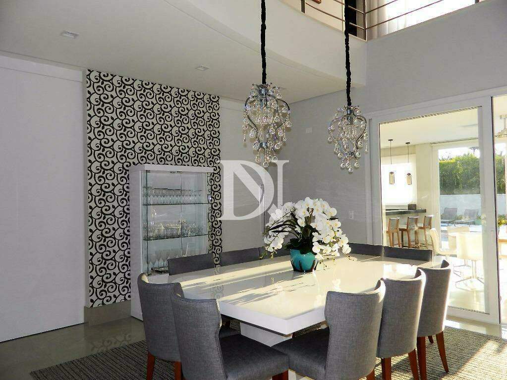 Casa em condomínio à venda no Parque Village Castelo: 