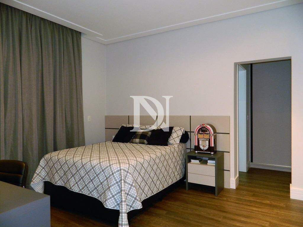 Casa em condomínio à venda no Parque Village Castelo: 