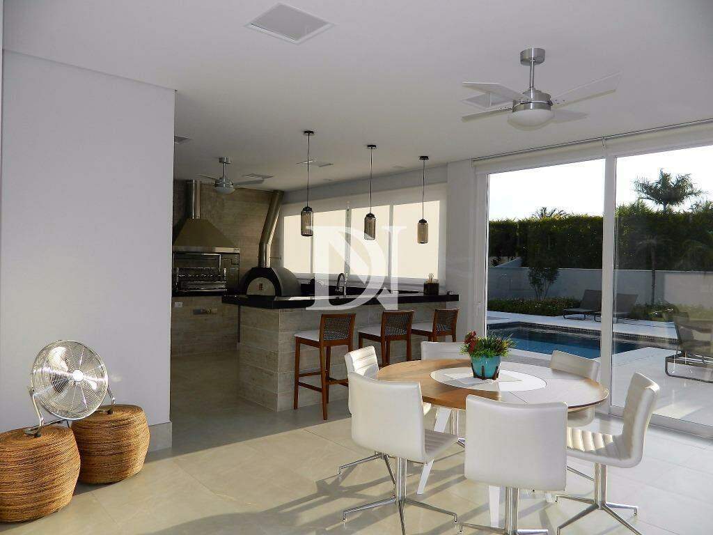 Casa em condomínio à venda no Parque Village Castelo: 
