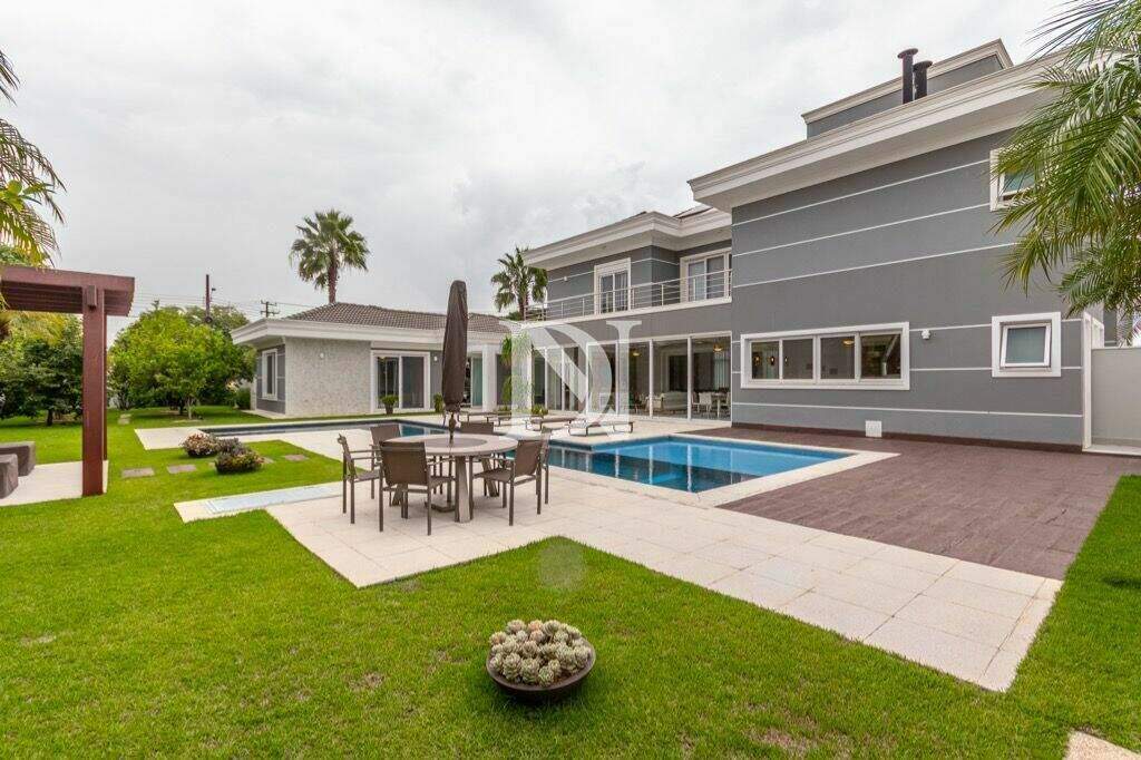 Casa em condomínio à venda no Parque Village Castelo: 