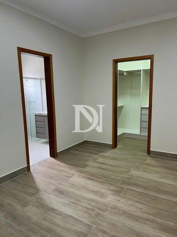 Casa em condomínio à venda no Condomínio Palmeiras Imperiais: 
