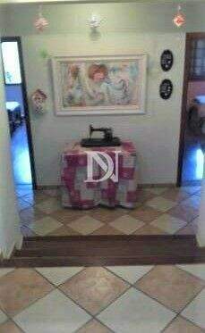 Casa em condomínio à venda no Condomínio Monte Belo: 