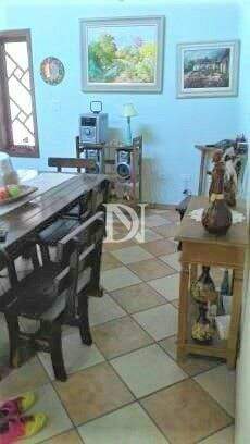 Casa em condomínio à venda no Condomínio Monte Belo: 