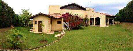 Casa em condomínio à venda no Condomínio Monte Belo: 