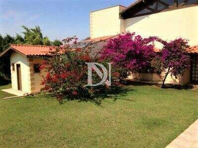 Casa em condomínio à venda no Condomínio Monte Belo: 