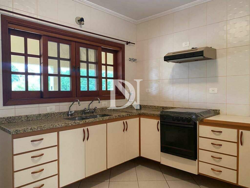Casa em condomínio à venda no Condomínio Monte Belo: 