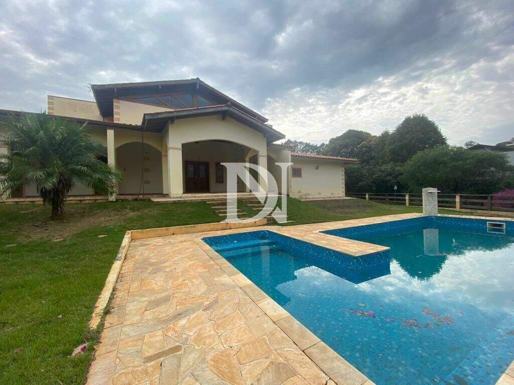 Casa em condomínio à venda no Condomínio Monte Belo: 