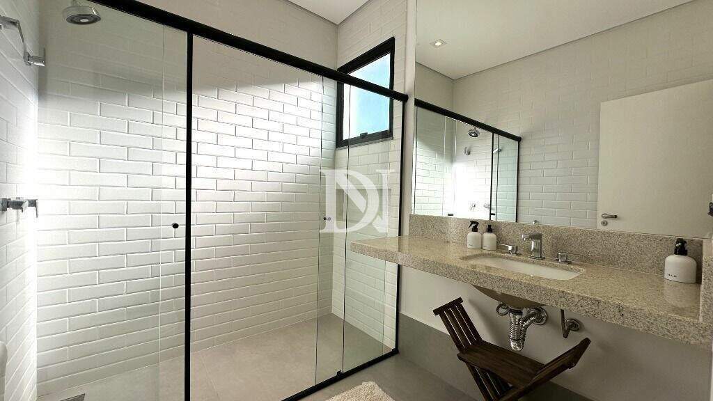 Casa em condomínio à venda no Residencial São José: 