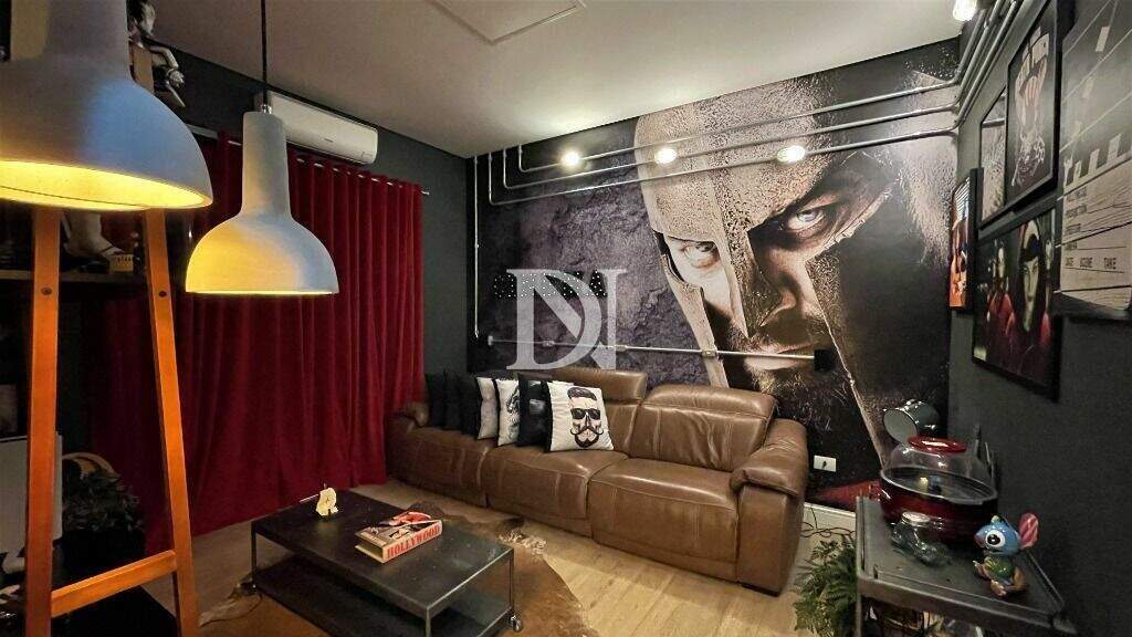 Casa em condomínio à venda no Jardim Buru: 