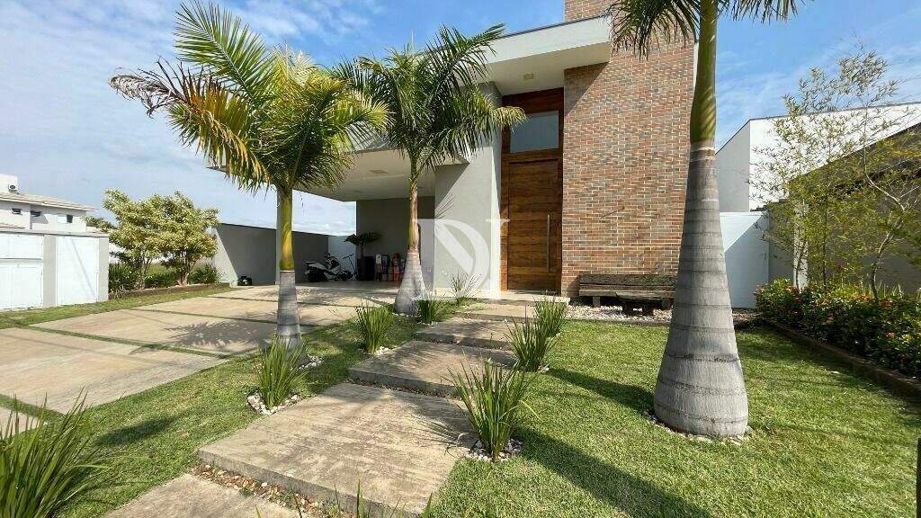Casa em condomínio à venda no Jardim Buru: 
