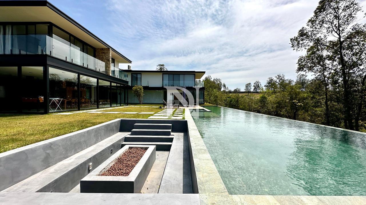 Casa em condomínio à venda no Condomínio Terras de São José II: 