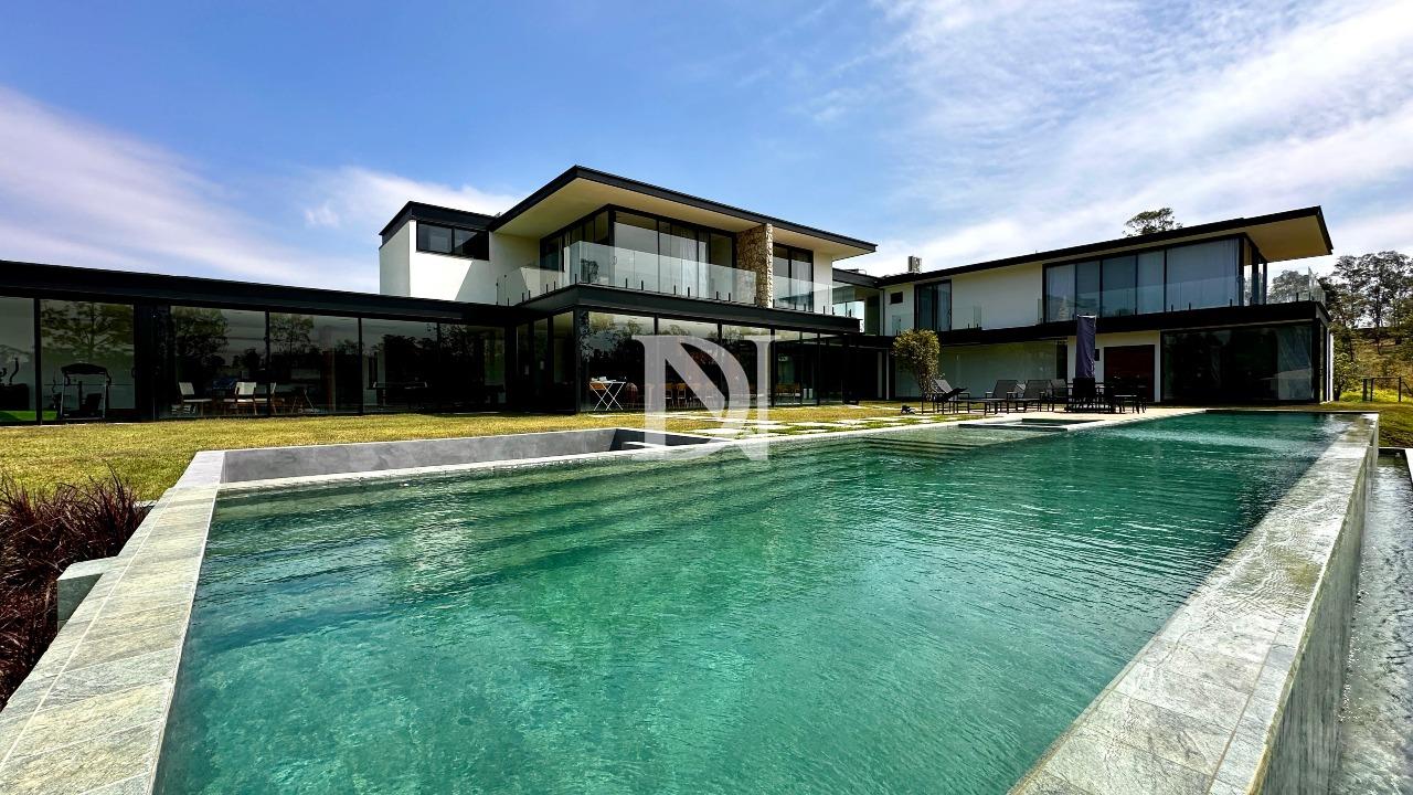 Casa em condomínio à venda no Condomínio Terras de São José II: 