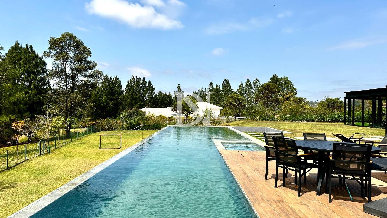 Casa em condomínio à venda no Condomínio Terras de São José II: 