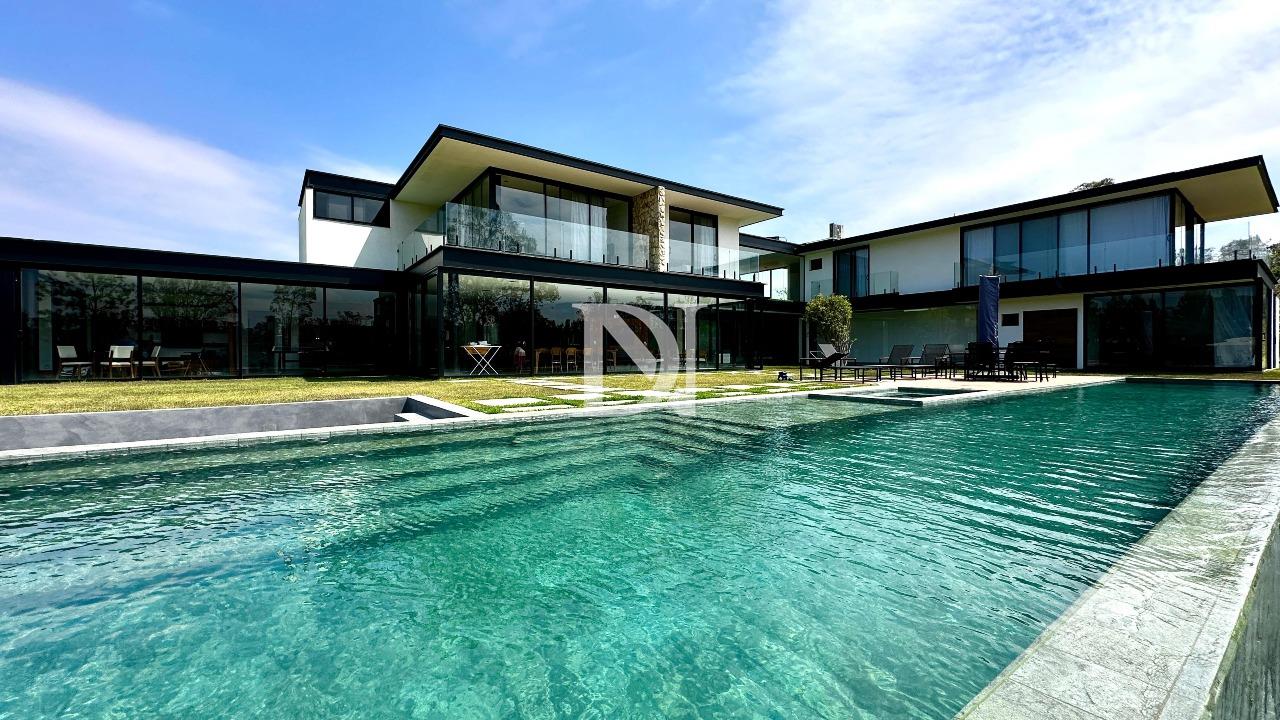 Casa em condomínio à venda no Condomínio Terras de São José II: 