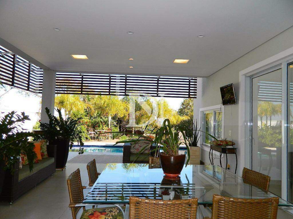 Casa em condomínio à venda no Jardim Theodora: 