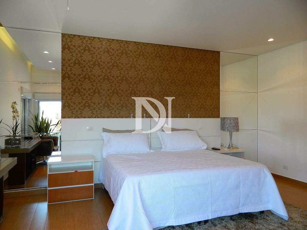 Casa em condomínio à venda no Jardim Theodora: 