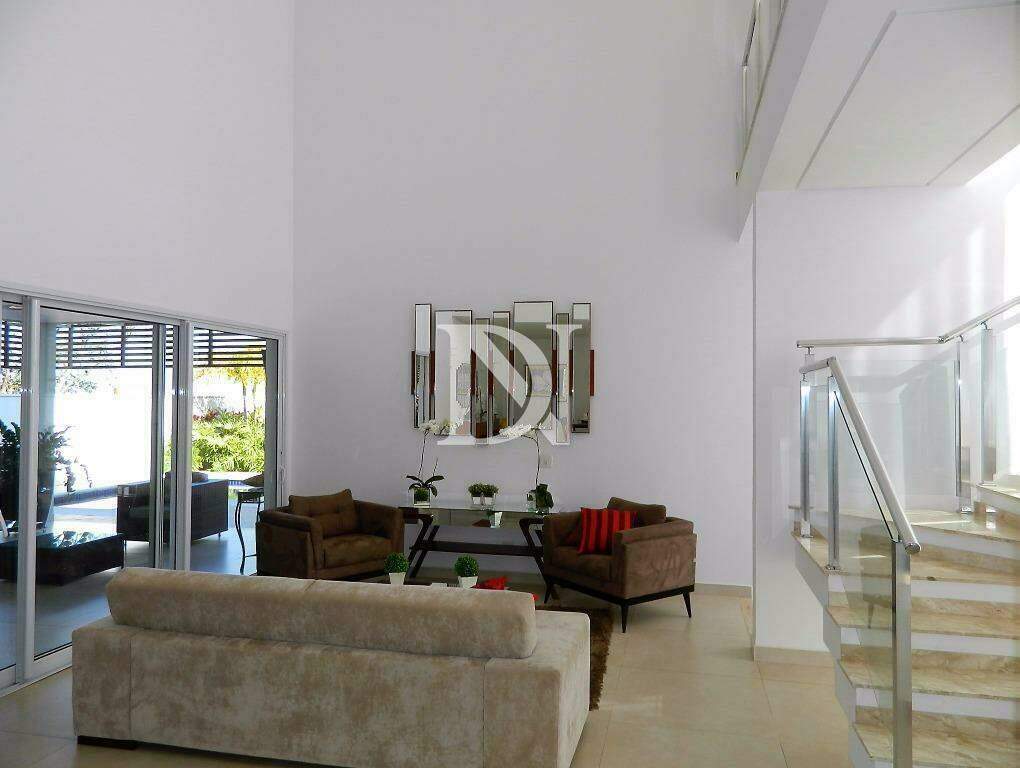 Casa em condomínio à venda no Jardim Theodora: 