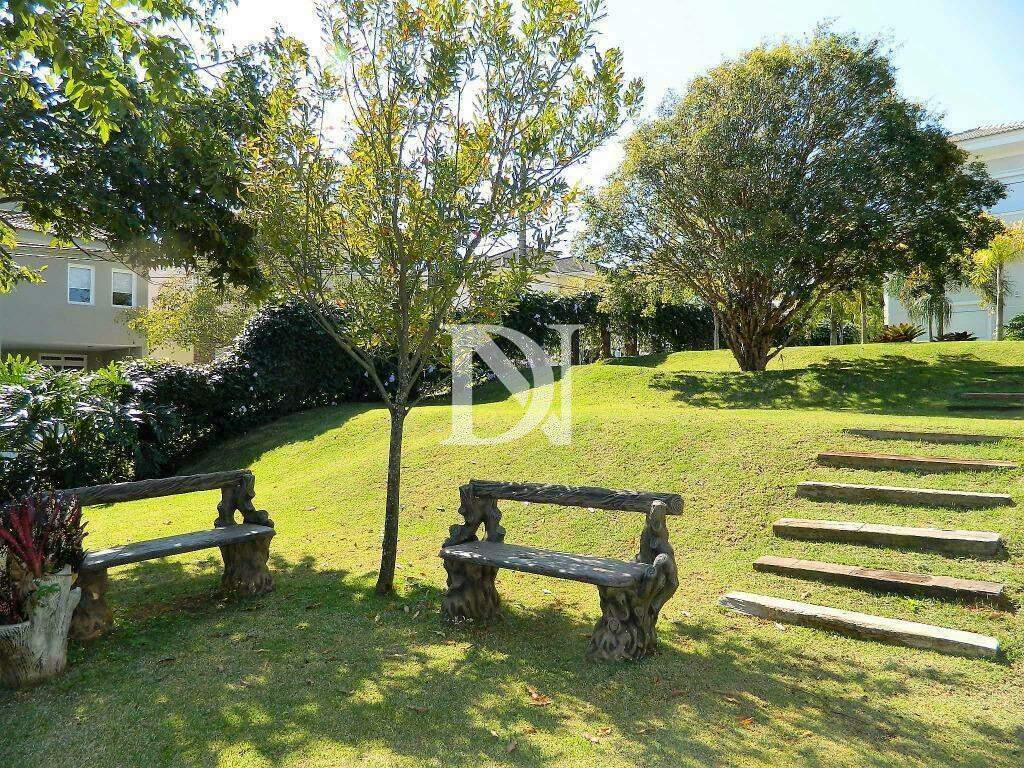 Casa em condomínio à venda no Jardim Theodora: 