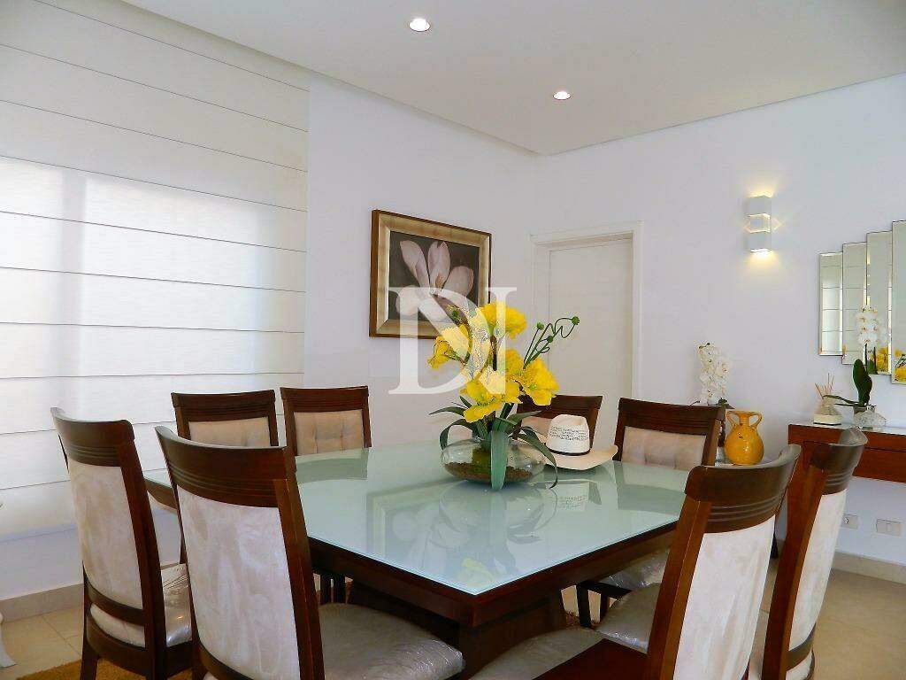 Casa em condomínio à venda no Jardim Theodora: 