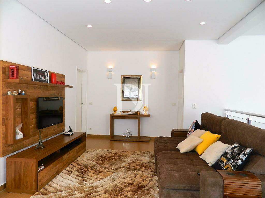 Casa em condomínio à venda no Jardim Theodora: 