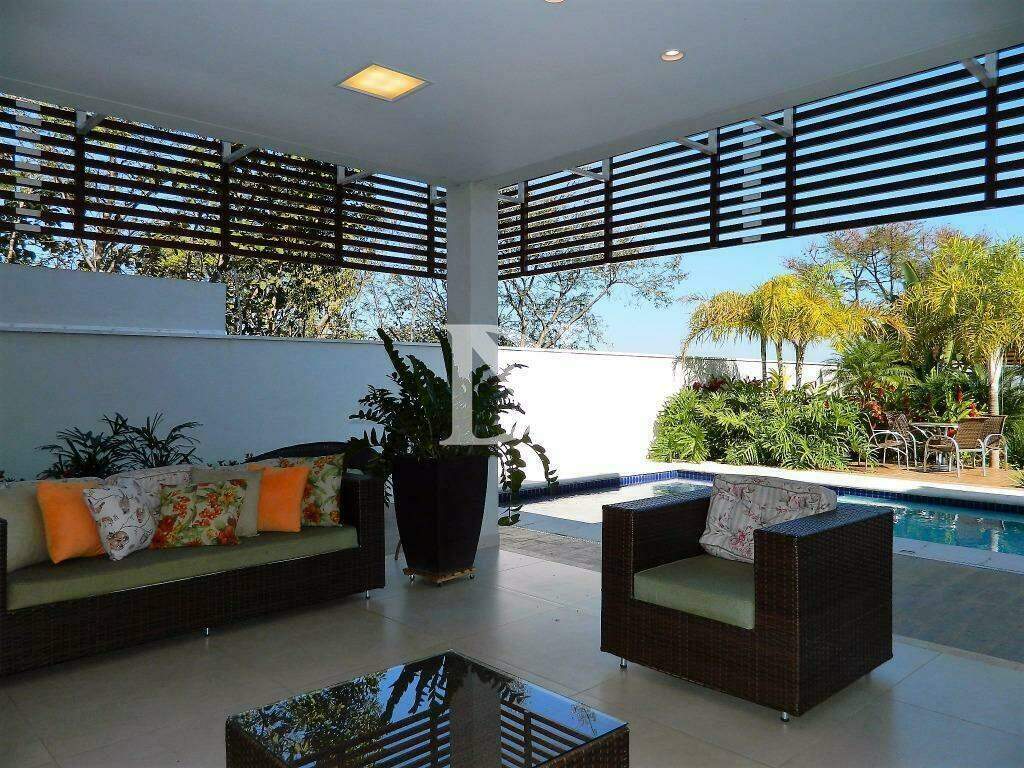 Casa em condomínio à venda no Jardim Theodora: 