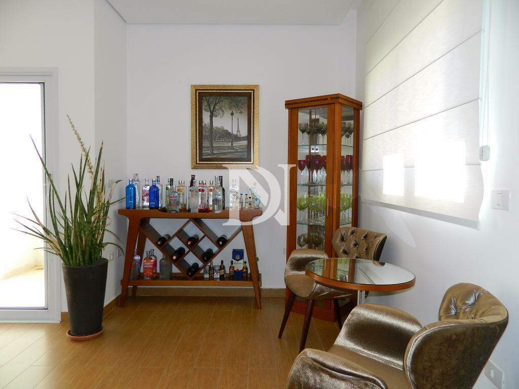 Casa em condomínio à venda no Jardim Theodora: 