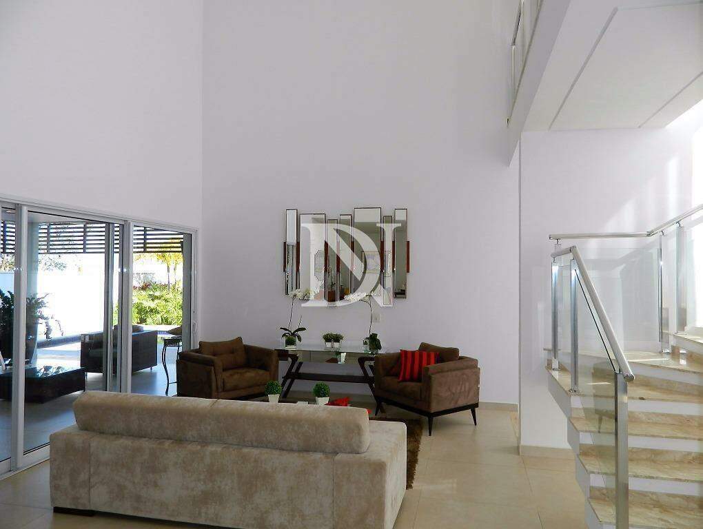 Casa em condomínio à venda no Jardim Theodora: 