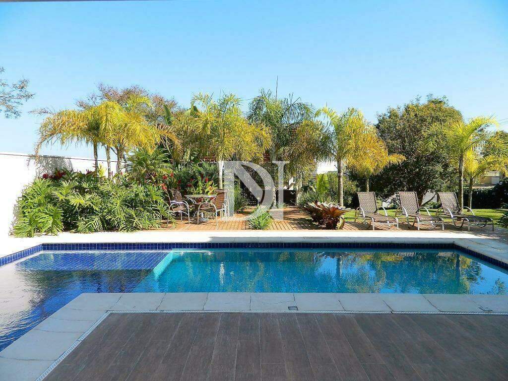 Casa em condomínio à venda no Jardim Theodora: 