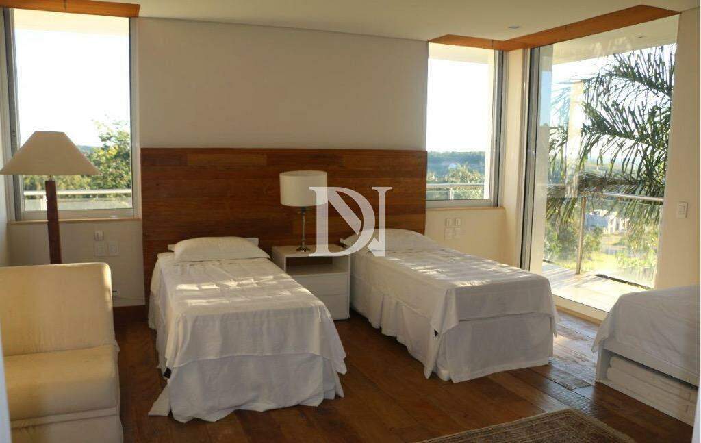 Casa em condomínio à venda no Condomínio Terras de São José: 